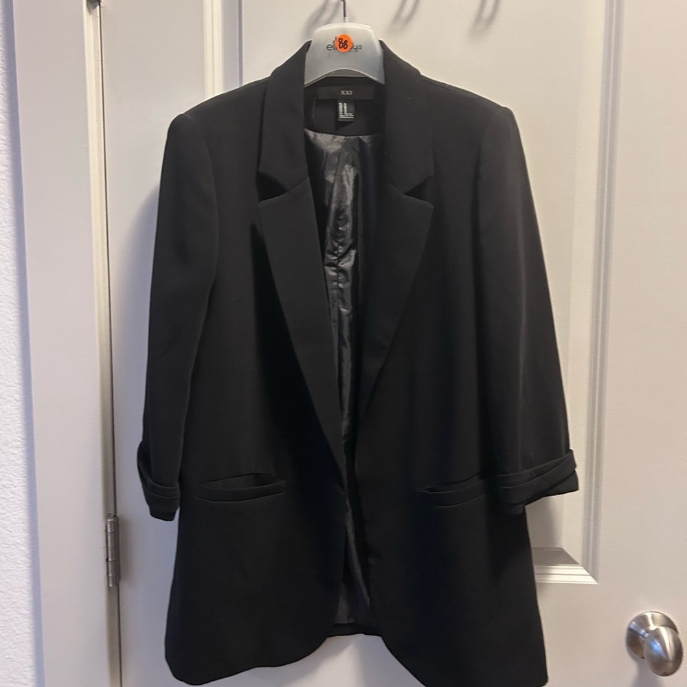 Forever 21 Elegant Black Blazer